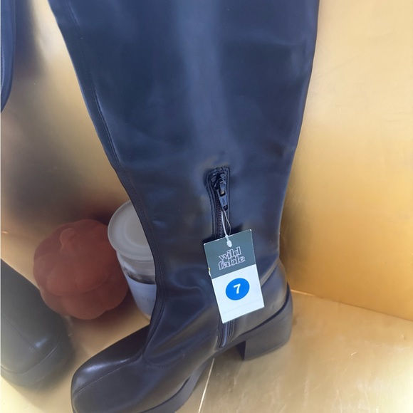 Target Black Heeled Boots for Women - Picture 4 of 7